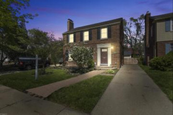 460 Moran Grosse Pointe Farms, MI 48236