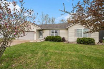 1321 Alivia Drive Plainwell, MI 49080