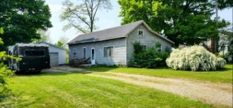 215 N Locust Street Mendon, MI 49072