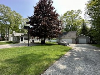 109 Funston Avenue Roscommon, MI 48653