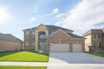 21930 Highlands Drive Macomb, MI 48044