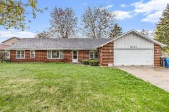 5468 E Grand River Avenue Howell, MI 48843