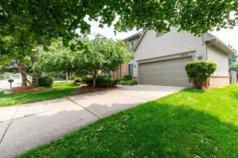 29290 Chelsea Crossing Farmington Hills, MI 48331