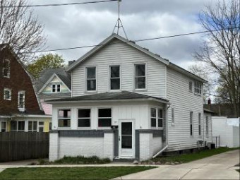 211 Rich Street Ionia, MI 48846