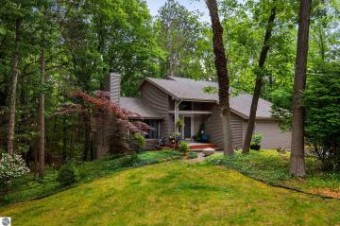 3552 Lookout Point Traverse City, MI 49686