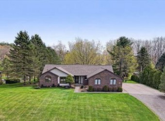 1324 Ravenswood Way Howell, MI 48843