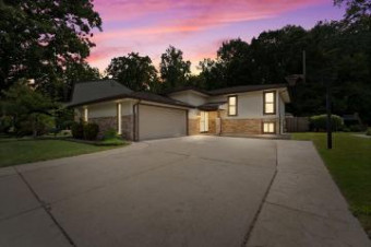 20127 Wellesley Street Riverview, MI 48193