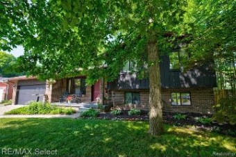 5156 Woodstock Drive Swartz Creek, MI 48473