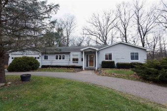 7175 Driftwood Fenton, MI 48430