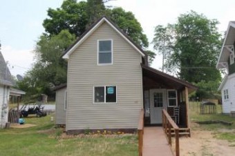 46 N Front Street Stanwood, MI 49346