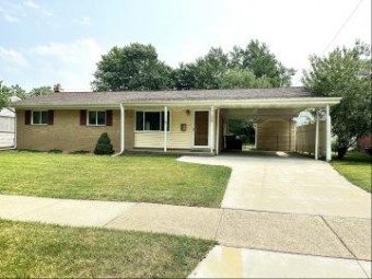 168 Wallace Drive Saline, MI 48176