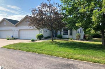 305 Golf View Lane Elk Rapids, MI 49629