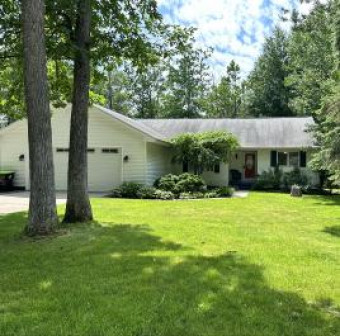 201 Rising Fawn Trail Roscommon, MI 48653