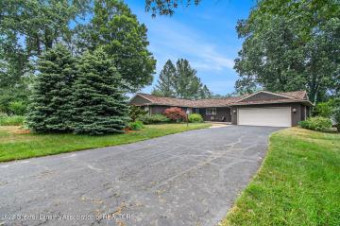 4584 Sequoia Trail Okemos, MI 48864