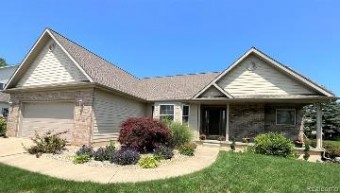 803 Ravenwood Court Mason, MI 48854