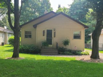 2517 Massena Avenue Commerce Township, MI 48382