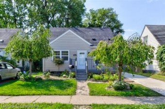 411 W Barrett Avenue Madison Heights, MI 48071