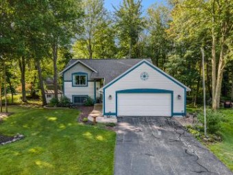 1974 Breeze Drive Holland, MI 49424