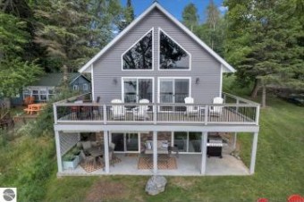 789 Sunset Lupton, MI 48635