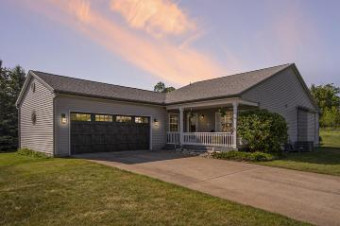 3875 Glen Meadows Drive Gaylord, MI 49735