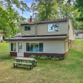 118 Beaver Point Prudenville, MI 48651