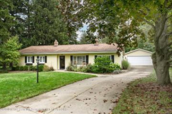 1508 Greenview Avenue East Lansing, MI 48823