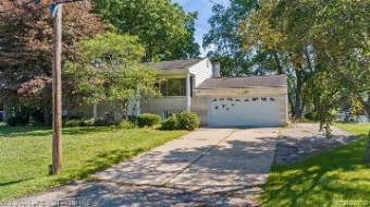 478 Wolverine Drive Wolverine Lake, MI 48390