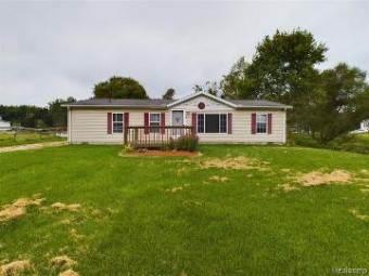 4383 Skelton Road Columbiaville, MI 48421