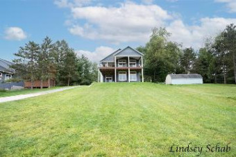 12113 Woodland Park Drive Ne Belding, MI 48809