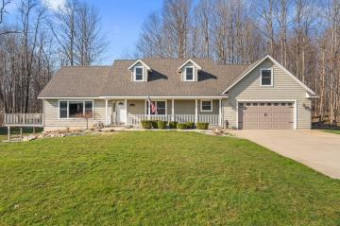 8623 Heron Court Watervliet, MI 49098