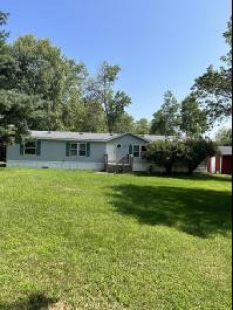 398 N Webber Street Mecosta, MI 49332