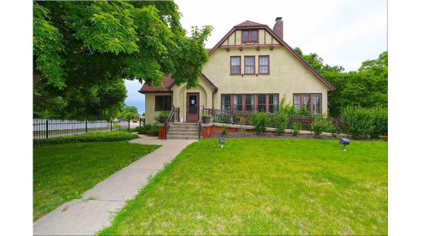 2932 Northwestern Ave Racine, WI 53404 by RE/MAX Newport - office@newportelite.com $499,900