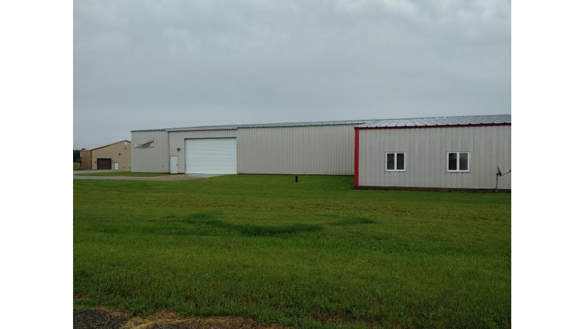 2509 Commercial Dr Waupaca, WI 54981 by Red Key Real Estate, Inc $749,000