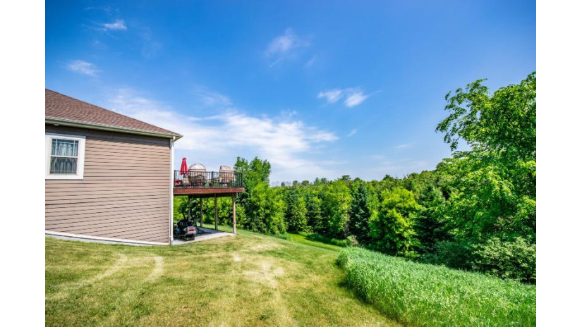 N5194 Blue Valley Rd Herman, WI 53027 by Emmer Real Estate Group $1,495,000