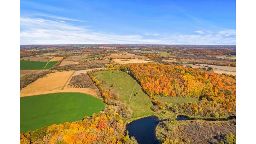 W1851 Creek Rd Ashippun, WI 53066 by Mahler Sotheby's International Realty $3,900,000