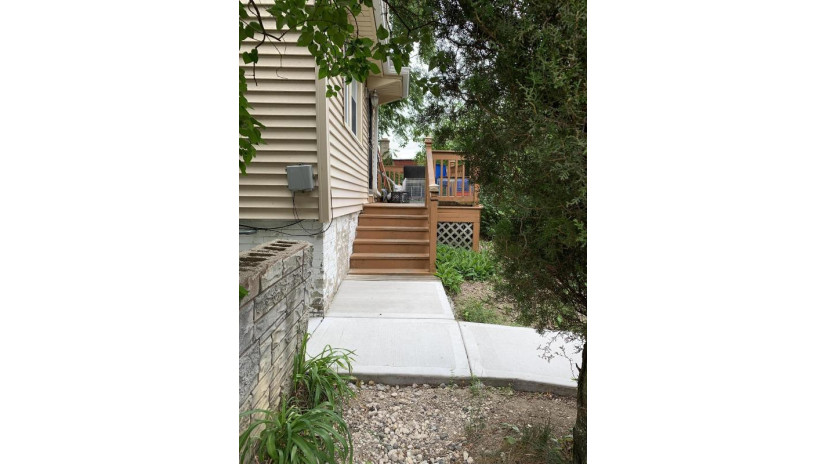 2010 N 31st St Milwaukee, WI 53208 by RE/MAX Plaza $134,800