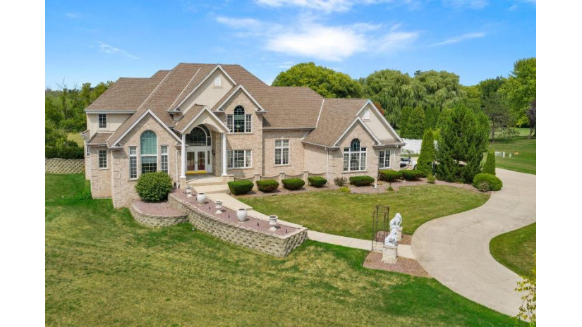 18990 W Coffee Rd New Berlin, WI 53146 by Mahler Sotheby's International Realty $1,249,900