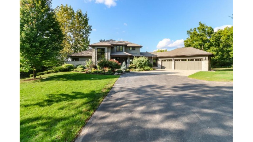 N3048 Lake Forest Cir Geneva, WI 53147 by Berkshire Hathaway Starck Real Estate $1,850,000