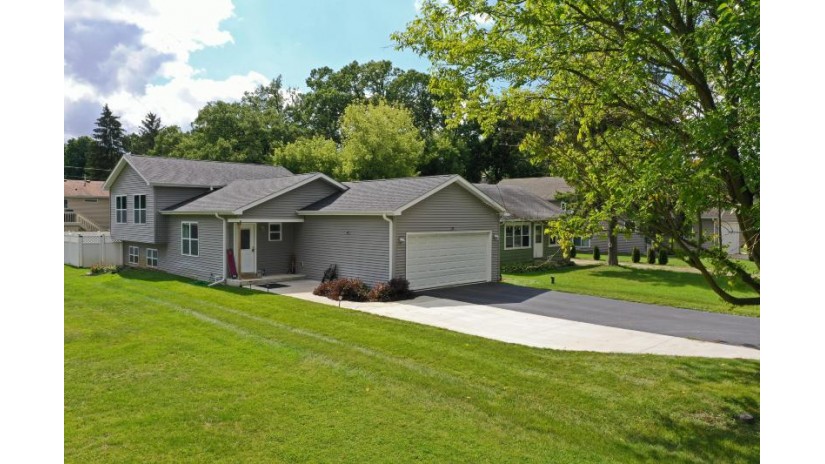 109 W Elm St Salem Lakes, WI 53170 by ProWise Realty LLC - (262) 344-0642 $329,900