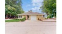 817 N Knoll Ln Lake Geneva, WI 53147 by MELGES Real Estate, LLC $1,115,298