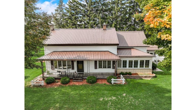 7535 County Highway M - Farmington, WI 53090 by Lannon Stone Realty LLC $850,000