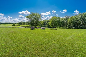 LT24 Trinity Ln, Geneva, WI 53147