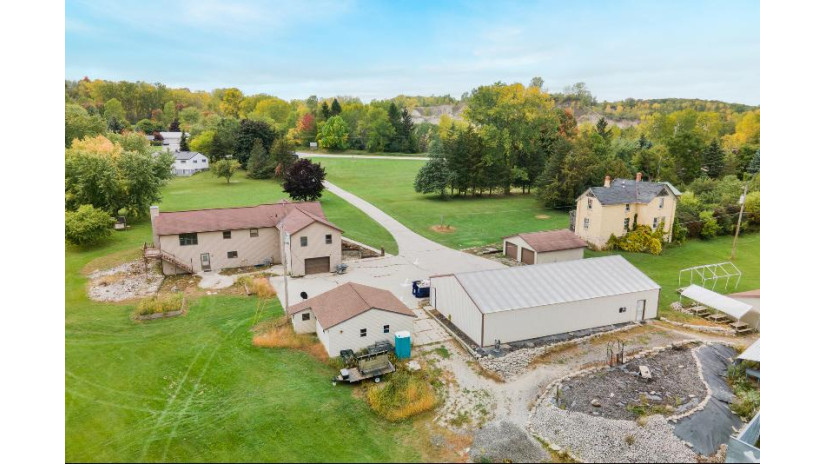 N7329 Highview Rd N7333 Rhine, WI 53073 by Pleasant View Realty, LLC $1,450,000