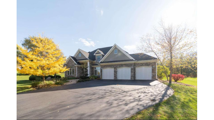 N1517 Meadow Ridge Cir Linn, WI 53147 by Homestead Realty of Lake Geneva $1,095,000