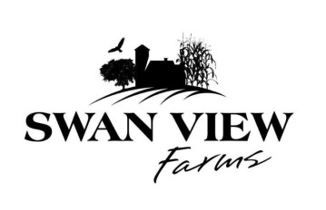 W237N4365 Farm Field Cir, Pewaukee, WI 53072