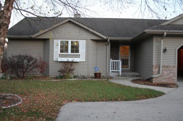 405 S Front St 3, Rochester, WI 53105-7215