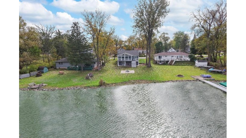 24722 84th St Salem Lakes, WI 53168 by Berkshire Hathaway Home Services Epic Real Estate $1,100,000