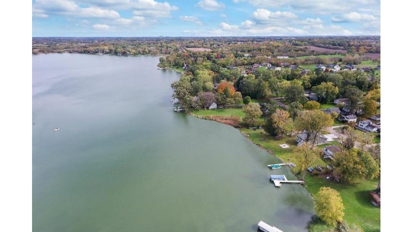 24722 84th St Salem Lakes, WI 53168 by Berkshire Hathaway Home Services Epic Real Estate $1,100,000