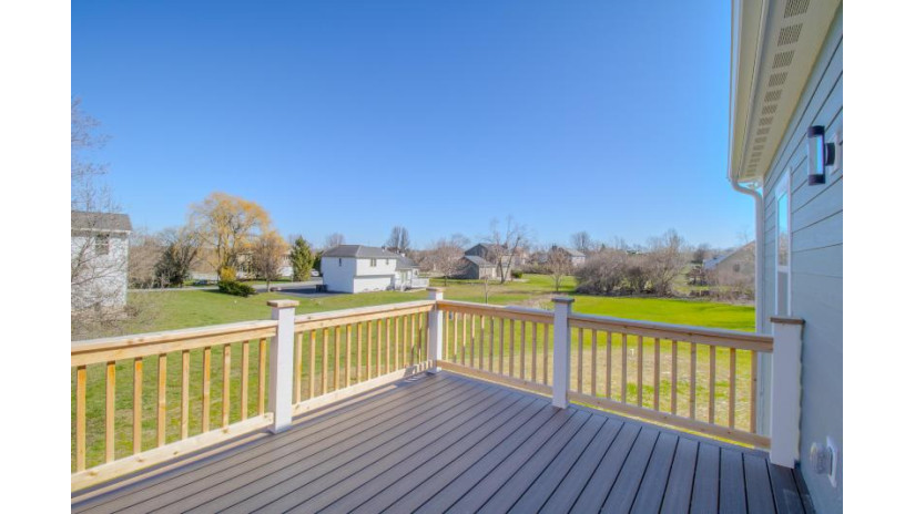 N1684 Williams Plz Linn, WI 53147 by Mahler Sotheby's International Realty $720,000