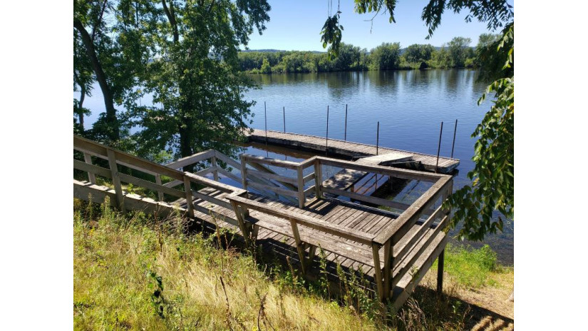 175 S River Rd Buffalo City, WI 54622 by RE/MAX Results $519,900